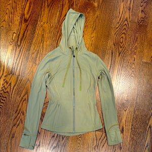 Lululemon Women's Green Hooded Jacket - Like New